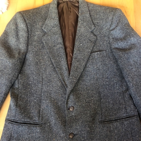 1990’s Yves Saint Laurent Wool Blazer - Picture 5 of 5